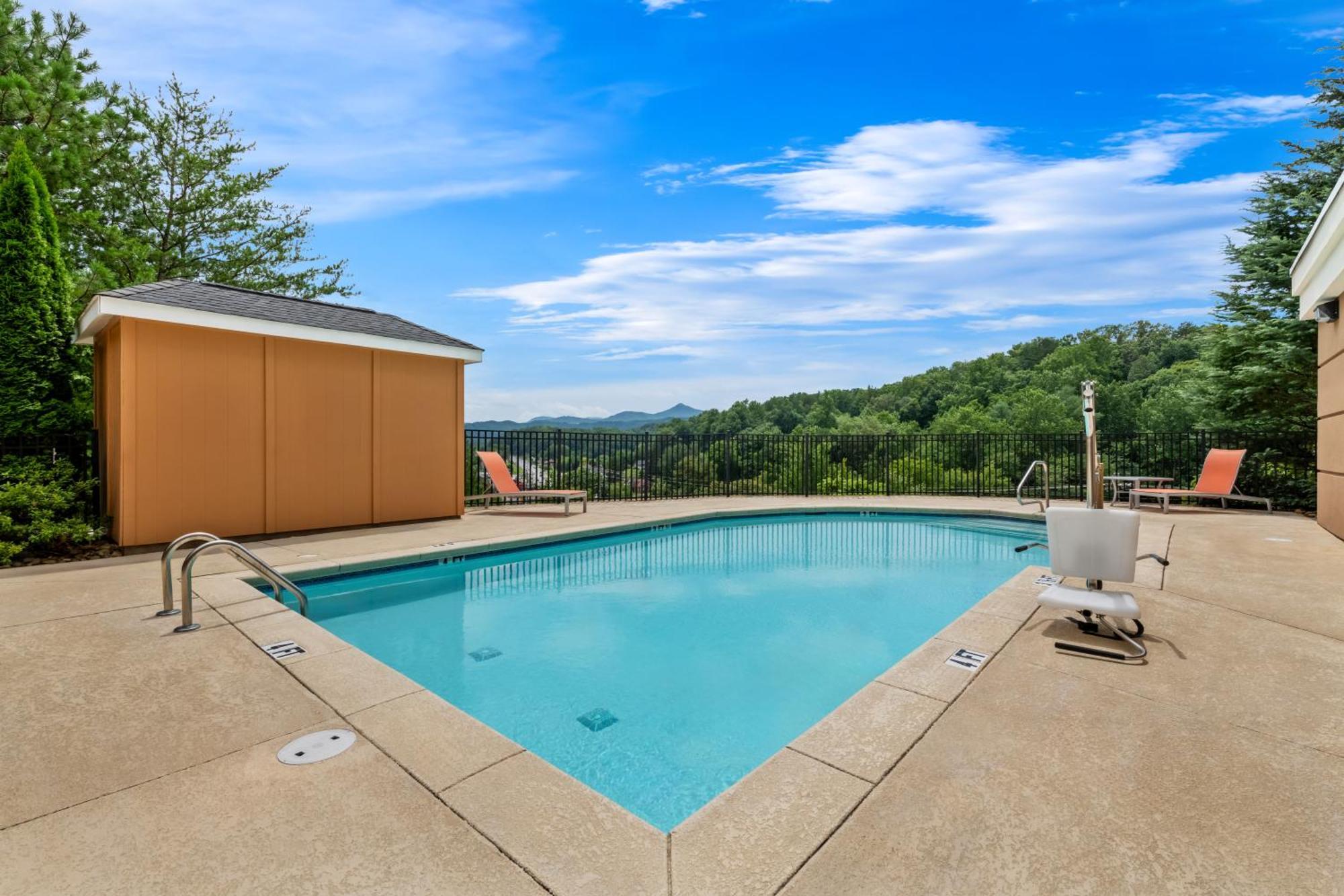 Comfort Inn Sylva - Cullowhee Dillsboro Exterior photo