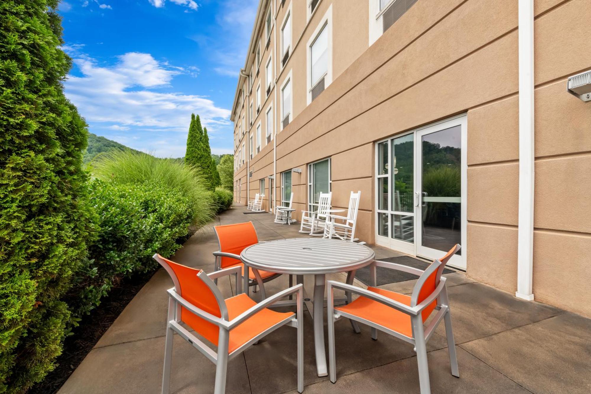 Comfort Inn Sylva - Cullowhee Dillsboro Exterior photo