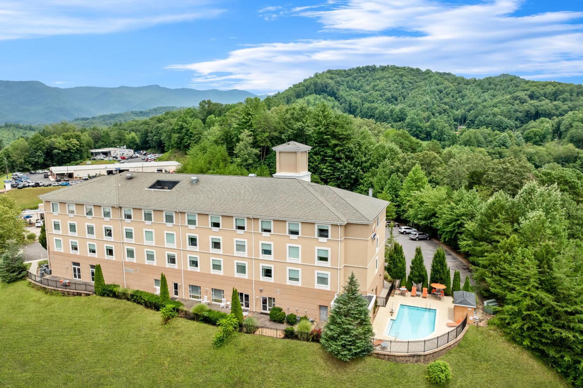 Comfort Inn Sylva - Cullowhee Dillsboro Exterior photo
