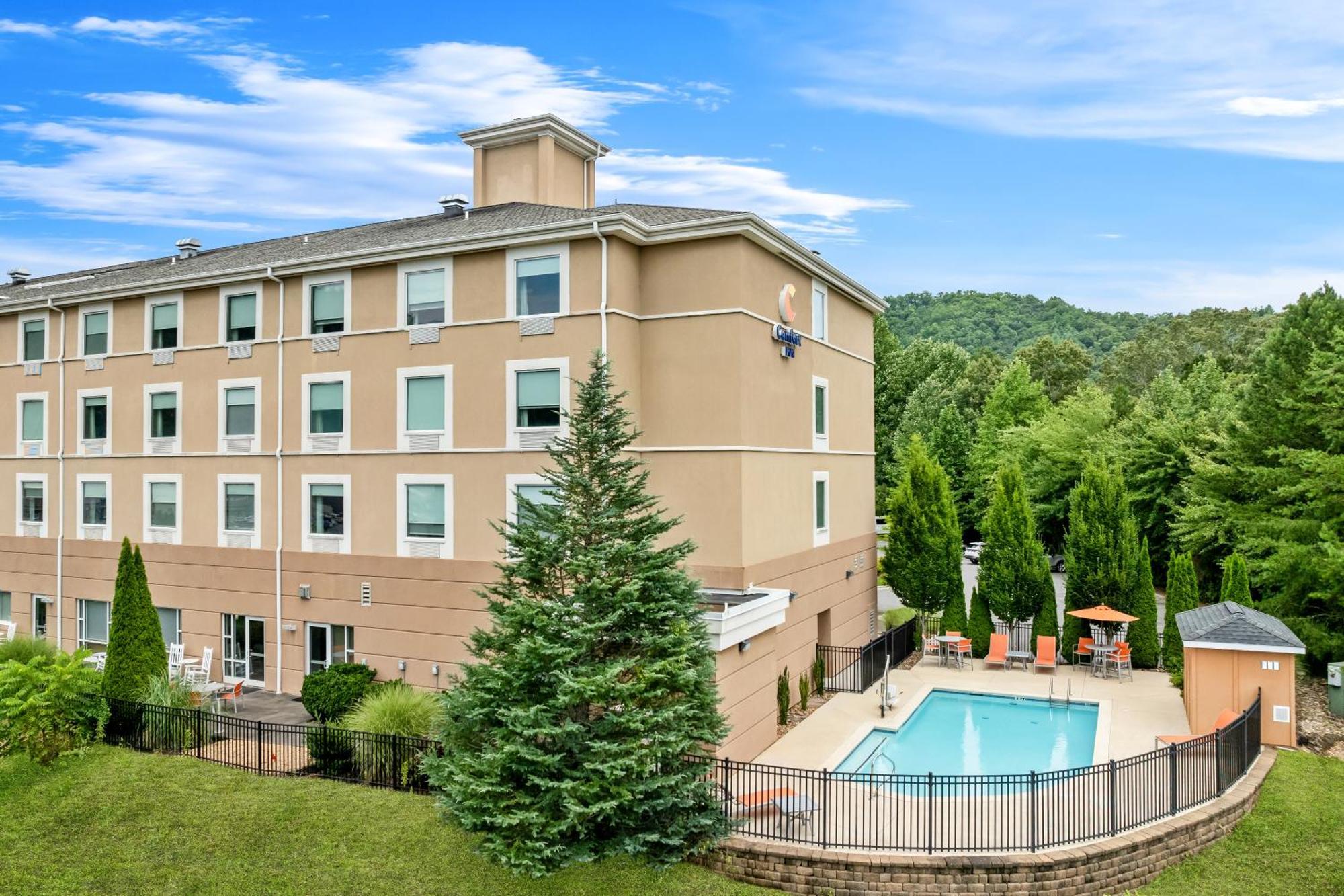 Comfort Inn Sylva - Cullowhee Dillsboro Exterior photo