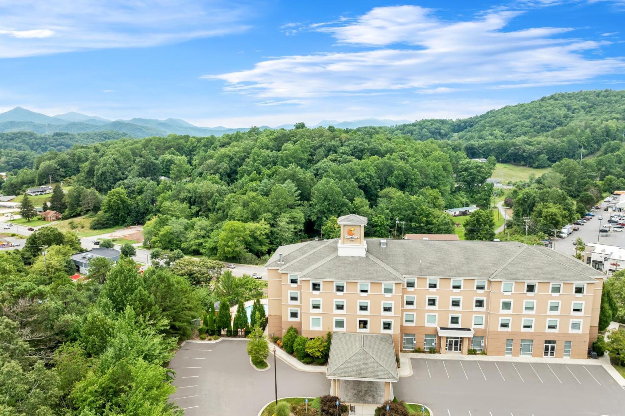 Comfort Inn Sylva - Cullowhee Dillsboro Exterior photo
